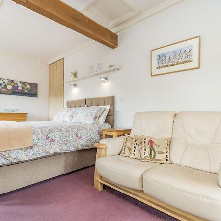The Friendly Room Austwick Exterior foto